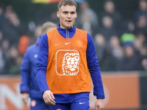 Real cạnh tranh với Man Utd vì 'người khổng lồ' 1m94