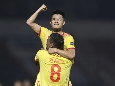 Bất bại suốt 9 trận, Thanh Hóa vững vàng trên đỉnh V-League