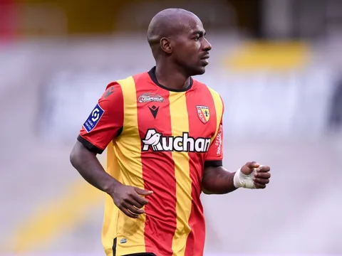 Bất ngờ với đồng đội xuất sắc nhất của Hazard