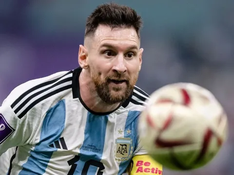 Batistuta: 'Messi không phải người ngoài hành tinh'