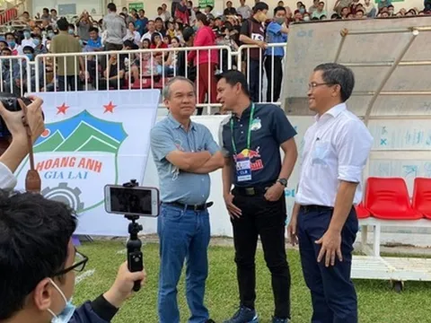 Phép tính của bầu Đức và bài toán khó giải cho HAGL