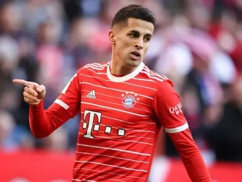 Bayern dự định thực hiện 'cú lừa' Cancelo