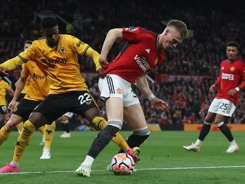 Bayern cản Tuchel mua McTominay