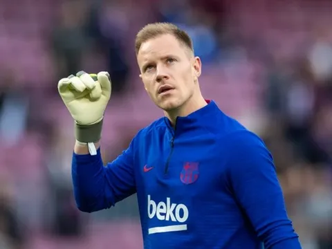 Bayern tạo cú sốc, muốn đem "kẻ đối địch" với Neuer về đội hình