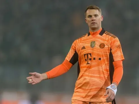 Bayern thua sốc, Neuer chỉ rõ nguyên nhân