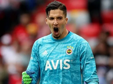 Tân binh sẵn sàng ra mắt Man Utd