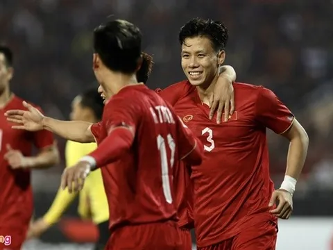 Báo Thái Lan: 'Hai thẻ đỏ, quả 11 m bí ẩn và Việt Nam thắng Malaysia'