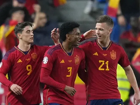 TBN thắng tưng bừng, sao Barca chạm cột mốc đầu tiên