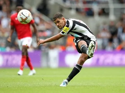 Tại sao Bruno Guimaraes nên chọn Bayern thay vì Barca?