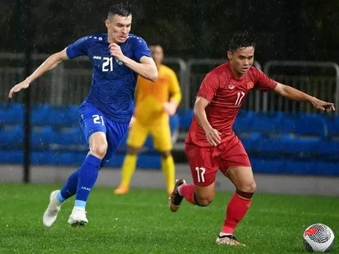 Quang Hải chấn thương sớm, ĐT Việt Nam thất bại trước Uzbekistan
