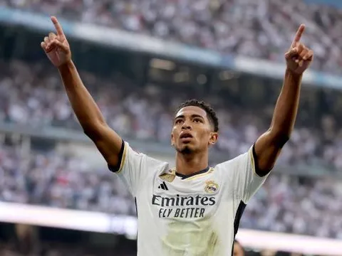 "Lâu lắm rồi tôi mới thấy một cầu thủ hoàn thiện như vậy"