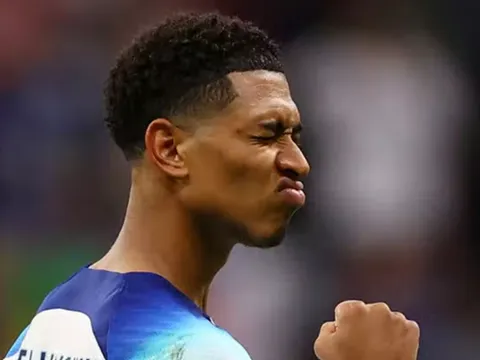 PSG tăm tia mục tiêu Chelsea, Liverpool
