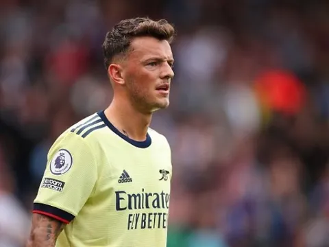 Ben White thích thú với tài năng 17 tuổi của Arsenal