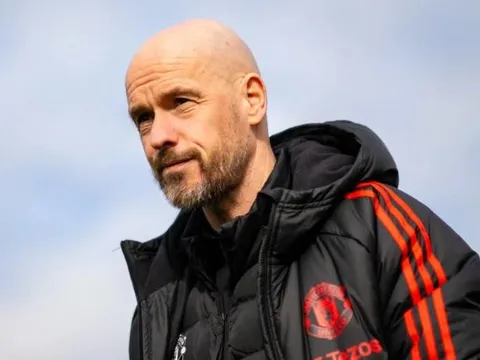 Bent chỉ rõ cầu thủ Ten Hag nên chiêu mộ thay vì Antony