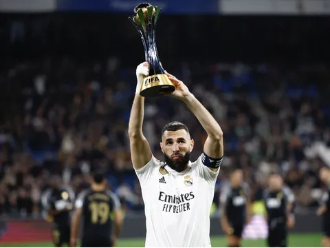Benzema đi vào lịch sử Real Madrid