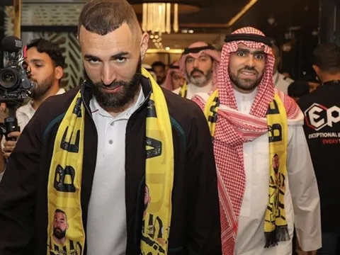 Benzema được chào đón ở Ả Rập