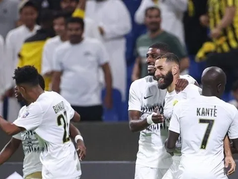 Benzema rực cháy với siêu phẩm bàn thắng trong ngày ra mắt