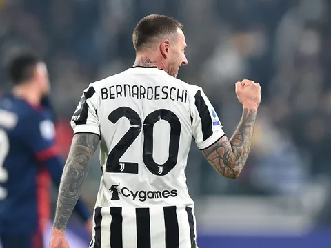 Bernardeschi sẽ quay lại Juve?
