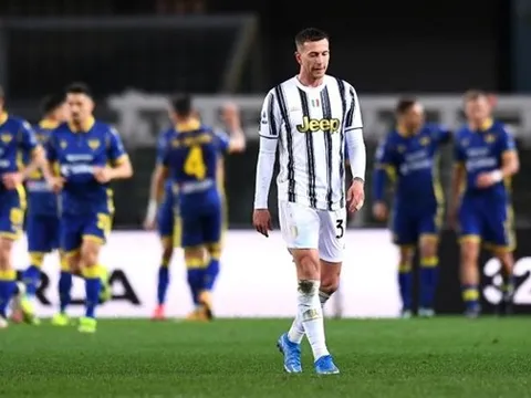 Bernardeschi vẫn mòn mỏi đợi cuộc gọi từ đội bóng cũ