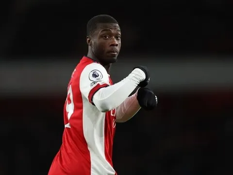 Bị Arsenal tống khứ, sự phiền toái về Pepe được tiết lộ