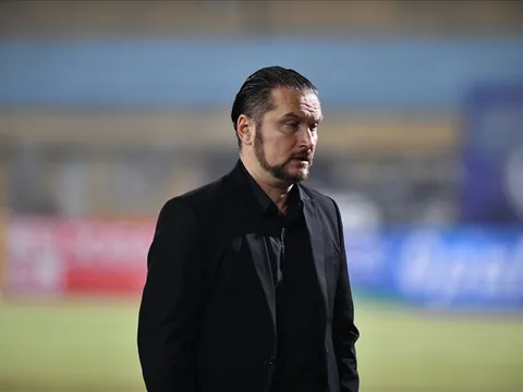 Bị cầm hòa 2-2, HLV Thanh Hóa bức xúc