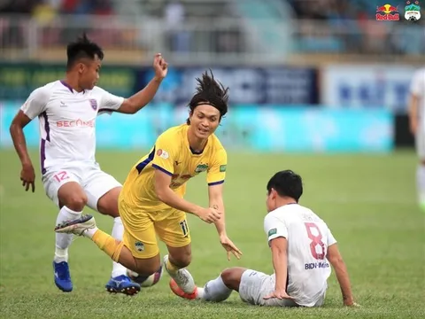 Khi bỏ giải trở thành câu cửa miệng của các ông bầu tại V-League