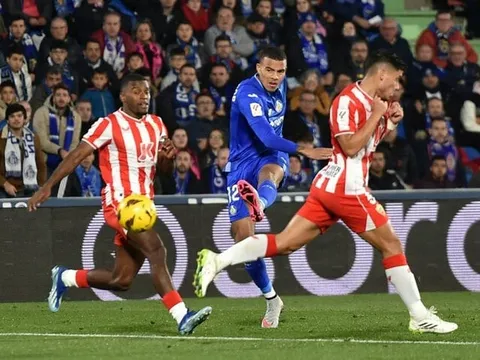 Bình minh mới đến với Mason Greenwood