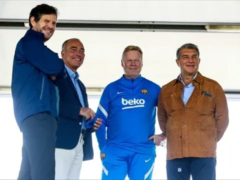BLĐ Barca gặp gỡ Ronald Koeman trước thềm đại chiến với Valencia