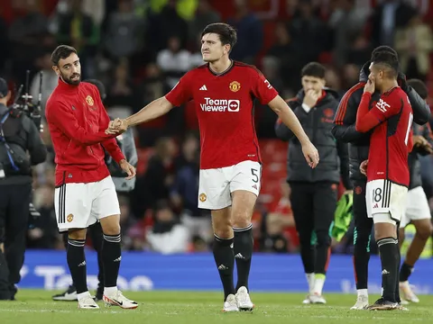 Chuyên gia khuyên cầu thủ bị đối xử bất công rời Man Utd