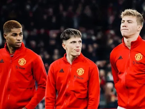 Bộ 3 tiền đạo của M.U đã hình thành mối liên kết đỉnh cao như thế nào?