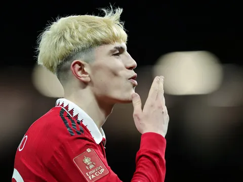 Bốc thăm tứ kết FA Cup: M.U gặp khó