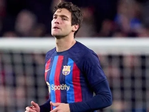 Bolton kiện Barca lên FIFA