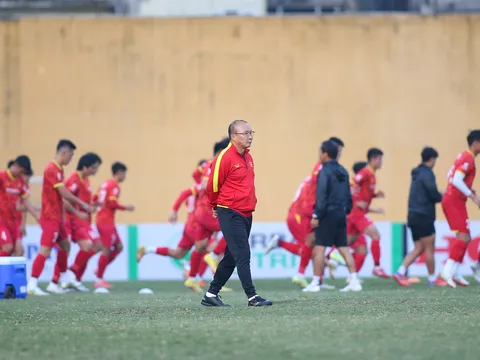 Bóng đá Đông Nam Á ghen tị với HLV Park Hang-seo