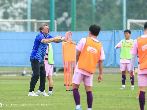 "Bóng đá Việt Nam chưa thể vươn tầm châu Á"