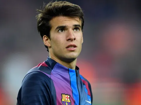 Cựu sao Barcelona vạch trần sự bạc đãi của Xavi