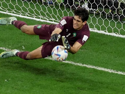 Chốt Onana, Man Utd muốn có thêm một chữ ký điên rồ