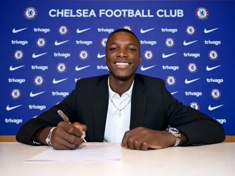 Diễn biến hấp dẫn về cú 'quay xe' chớp nhoáng của Caicedo