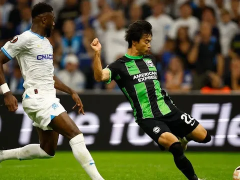 Brighton chìm dưới đáy; West Ham thắng tuyệt đối ở Europa League
