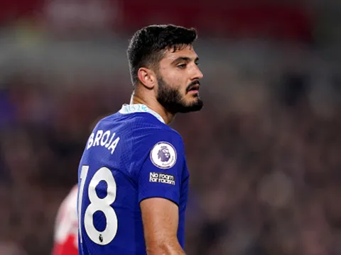 Tương lai bất định của trung phong Chelsea