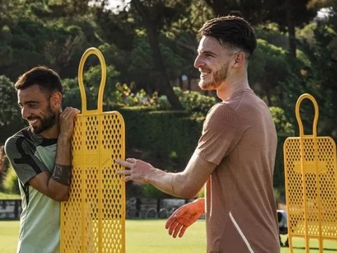 Bruno gửi thông điệp cho Rice