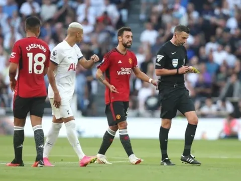 "Bruno Fernandes không nên làm đội trưởng của Manchester United"