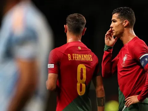 Bruno Fernandes lại khiến tất cả phải nhận sai