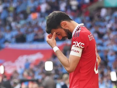 Bruno Fernandes làm đội trưởng: Con dao hai lưỡi với Man Utd