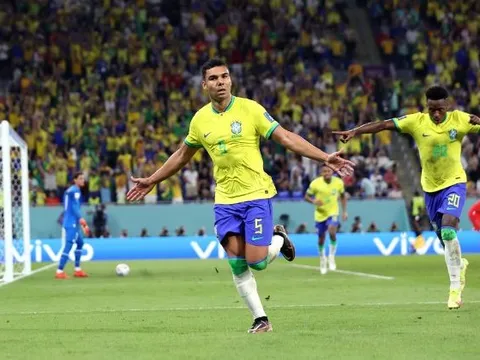 Bryan Robson khen ngợi Paul Scholes mới của M.U