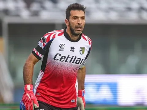 Buffon nhận mức lương cực hấp dẫn nếu sang Ả Rập Xê Út