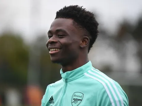 Saka nêu suy nghĩ về tiền đạo Arsenal cần chiêu mộ