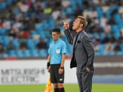 Bước tiến lịch sử của bóng đá Campuchia với Keisuke Honda