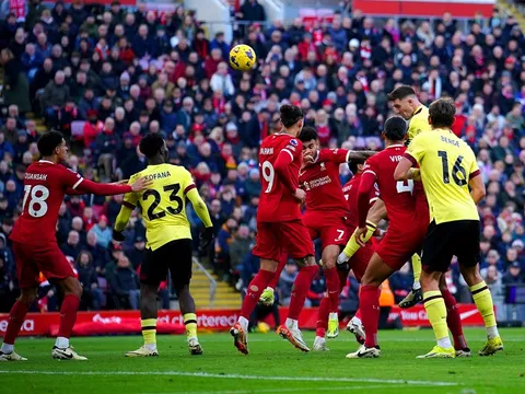 “Burnley hoàn toàn vượt trội Liverpool”