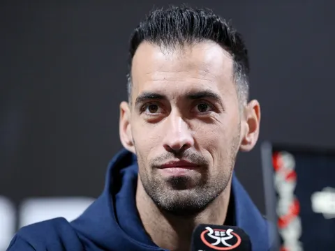 Busquets có thể tiếp bước Ronaldo