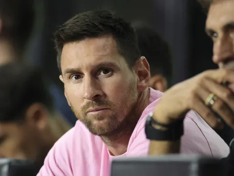 Busquets thất vọng vì chấn thương của Messi